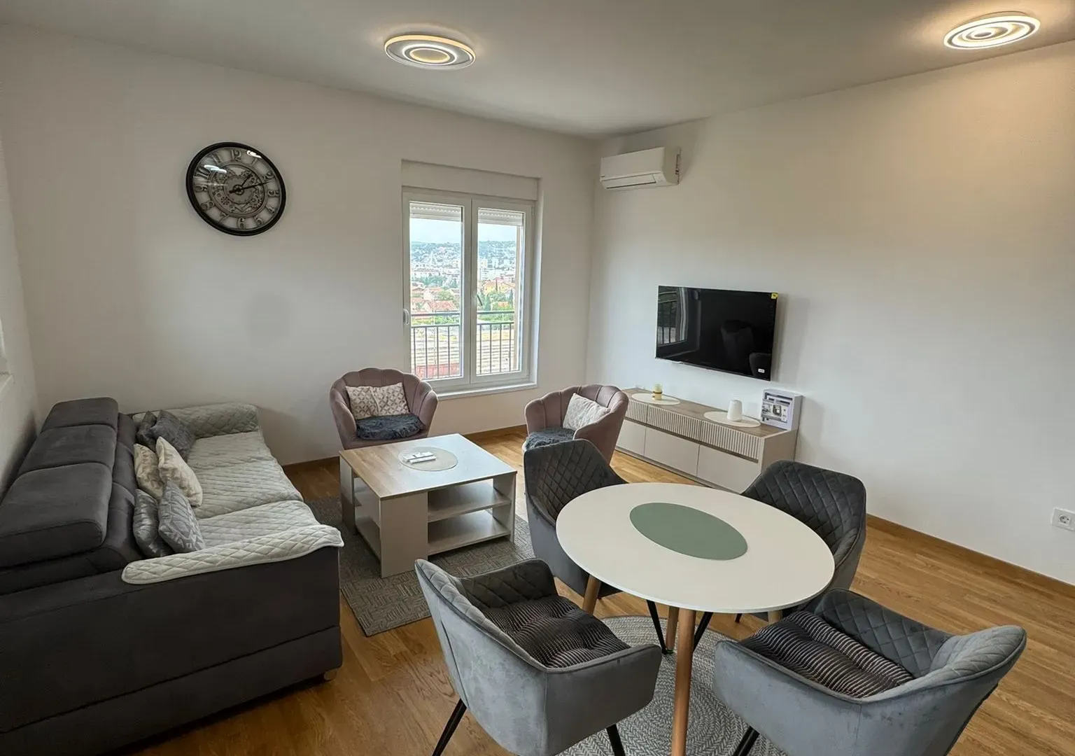 Rent, two bedroom apartment, 66m², Stari Aerodrom, Podgorica