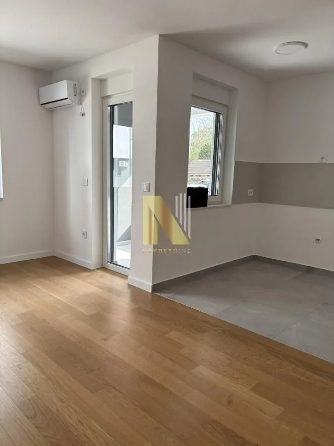Rent, office space, 46m², Sajmište, Novi Sad