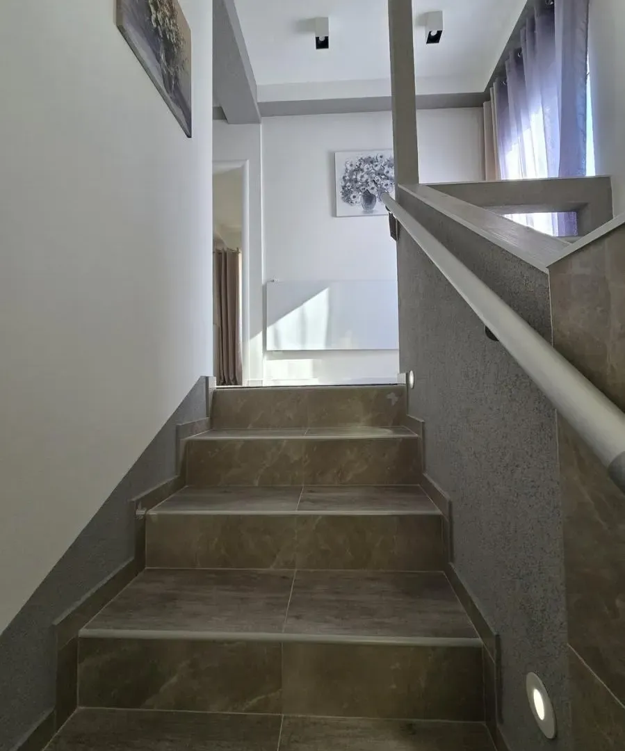 Prodaja, kuća, 140m², Zelenika, Herceg Novi