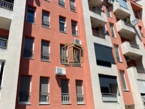 Izdavanje, dvosoban stan, 73m², Vezirov Most, Podgorica - image 3