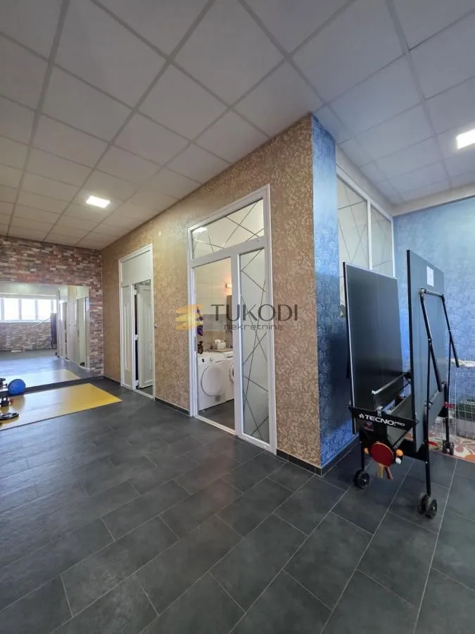 Prodaja, kuća, 400m², Sremska Kamenica, Petrovaradin