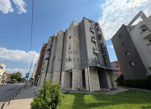 Rent, one bedroom apartment, 45m², Nova Dalmatinska, Podgorica - image 15