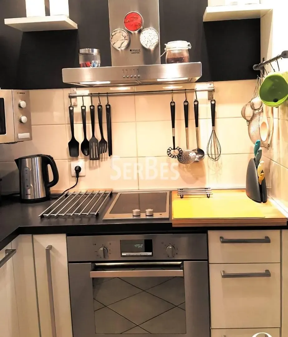Izdavanje, dvosoban stan, 55m², Bulevar Oslobodjenja, Novi Sad Sve Podlokacije