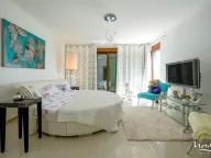 Prodaja, kuća, 430m², Bečići, Budva - image 15