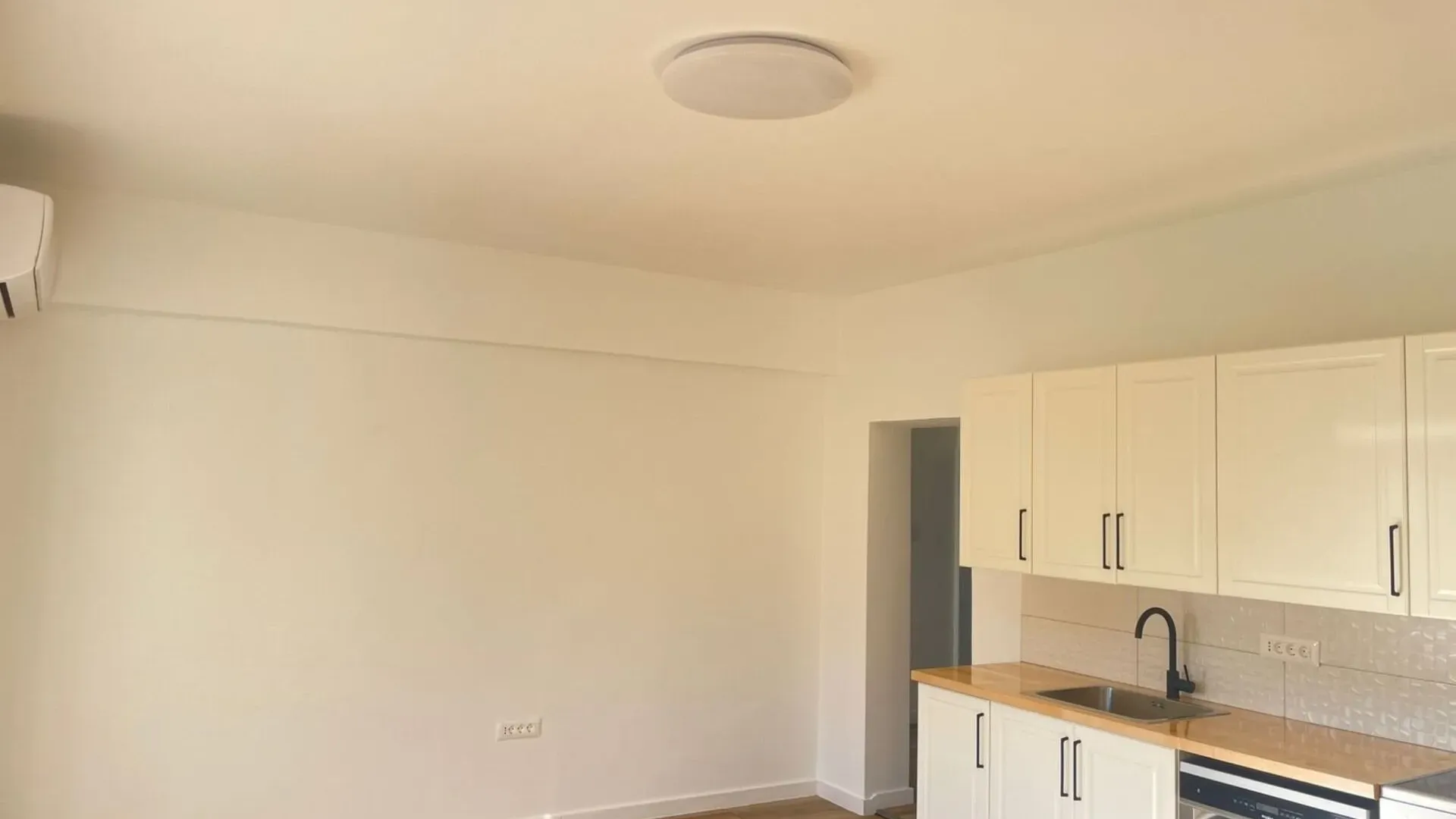 Prodaja, kuća, 118m², Dumidran, Tivat