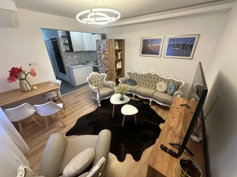 Izdavanje, trosoban stan, 57m², Savski Venac, Beograd - image 10