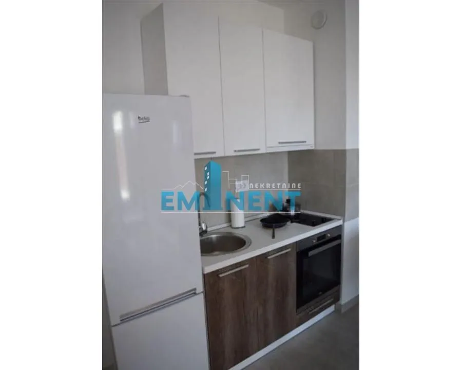 Izdavanje, jednosoban stan, 31m², Voždovac Sve Podlokacije, Beograd