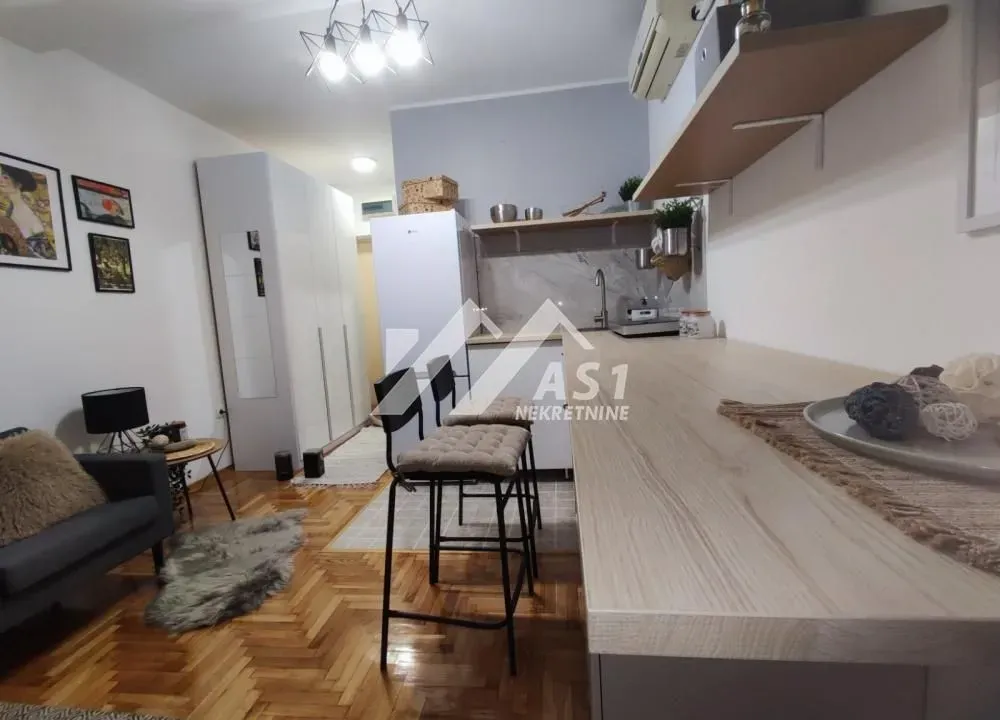 Rent, apartment, 22m², Grbavica, Novi Sad Sve Podlokacije
