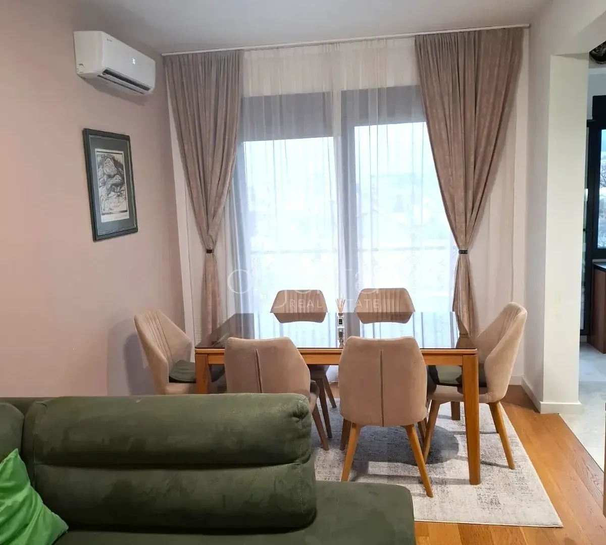 Rent, apartment, 70m², Tivat, Crna Gora