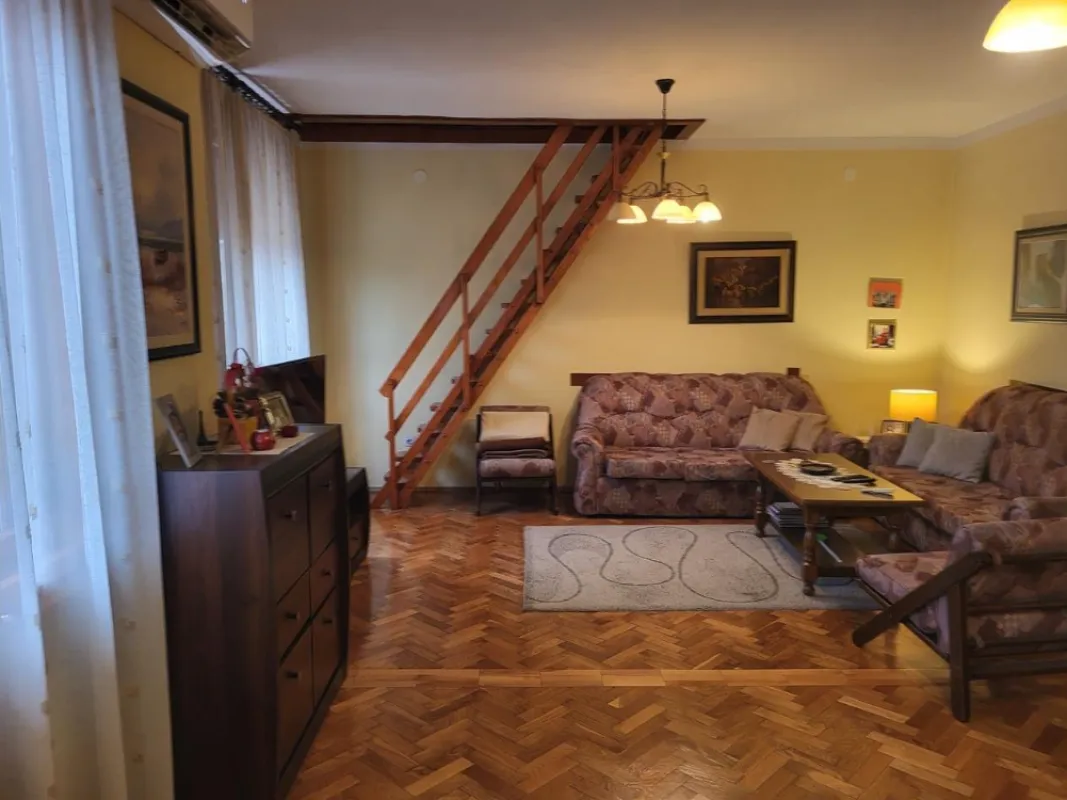 Sale, two bedroom apartment, 140m², Gorica C, Podgorica