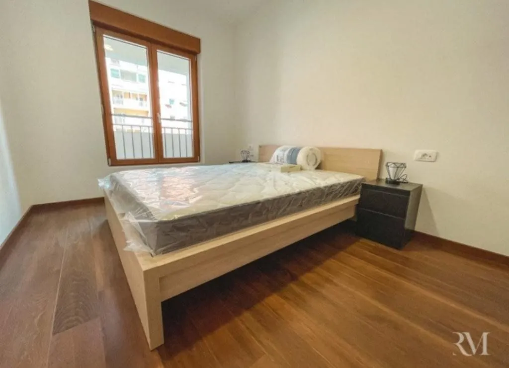 Izdavanje, jednosoban stan, 52m², Master Kvart, Podgorica