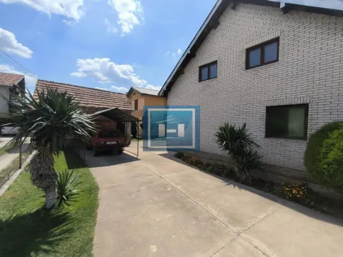 Prodaja, kuća, 250m², Ćuprija, Srbija - image 3