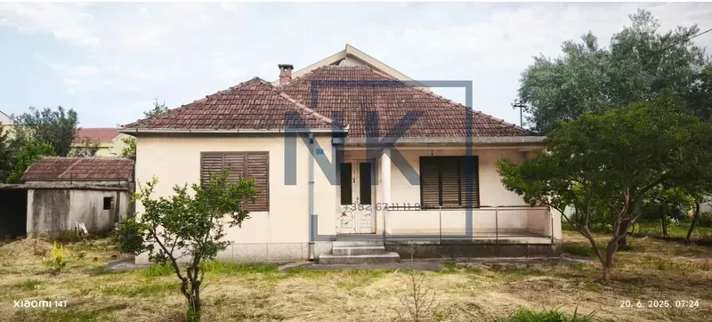 Prodaja, kuća, 120m², Tološi, Podgorica