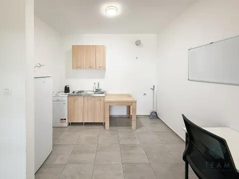 Rent, office space, 78m², Master Kvart, Podgorica - image 6