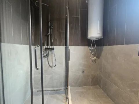 Prodaja, dvosoban stan, 64m², Tološi, Podgorica - image 8