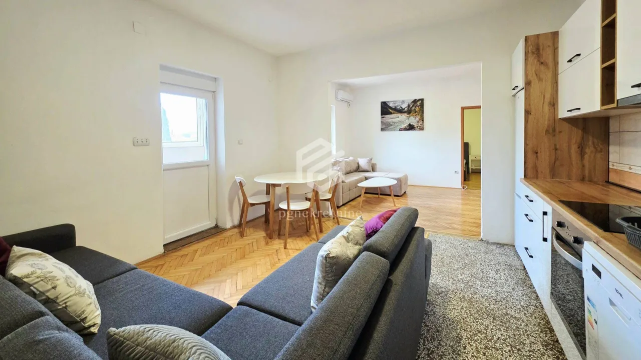 Izdavanje, jednosoban stan, 55m², Konik, Podgorica