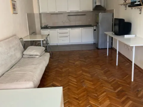 Prodaja, dvosoban stan, 80m², Bečići, Budva - image 4