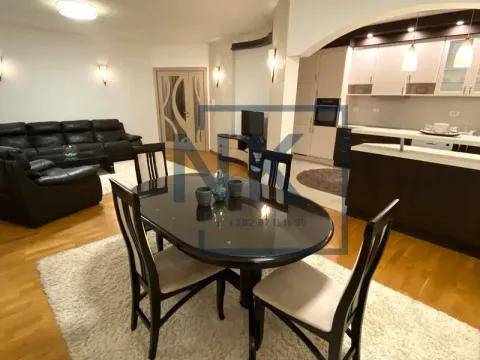 Rent, three bedroom apartment, 120m², City Kvart, Podgorica - image 1