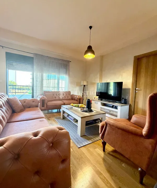 Rent, two bedroom apartment, 76m², Nova Dalmatinska, Podgorica