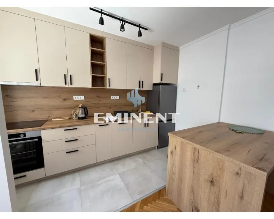 Rent, three bedroom apartment, 90m², Novi Beograd Sve Podlokacije, Beograd