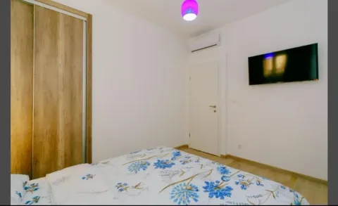 Rent, three bedroom apartment, 130m², Petrovac, Budva - image 15
