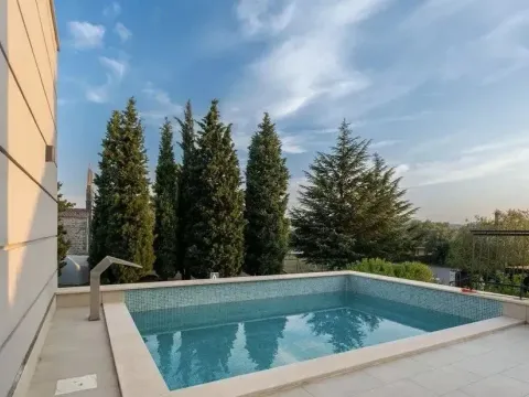 Rent, house, 182m², Donja Gorica, Podgorica - image 4