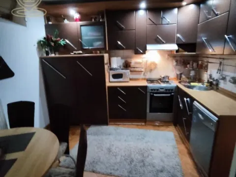 Sale, four bedroom apartment, 71m², Medijana, Niš - image 3