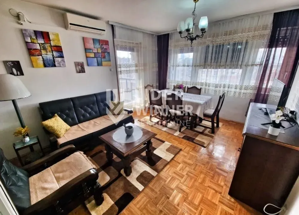 Izdavanje, dvosoban stan, 68m², Vračar Centar, Vračar Sve Podlokacije