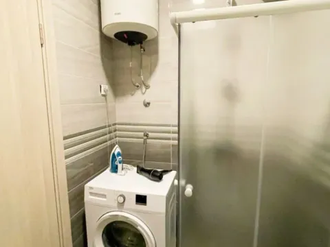 Izdavanje, jednosoban stan, 50m², Stari Aerodrom, Podgorica - image 8