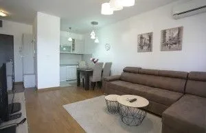 Izdavanje, jednosoban stan, 45m², City Kvart, Podgorica