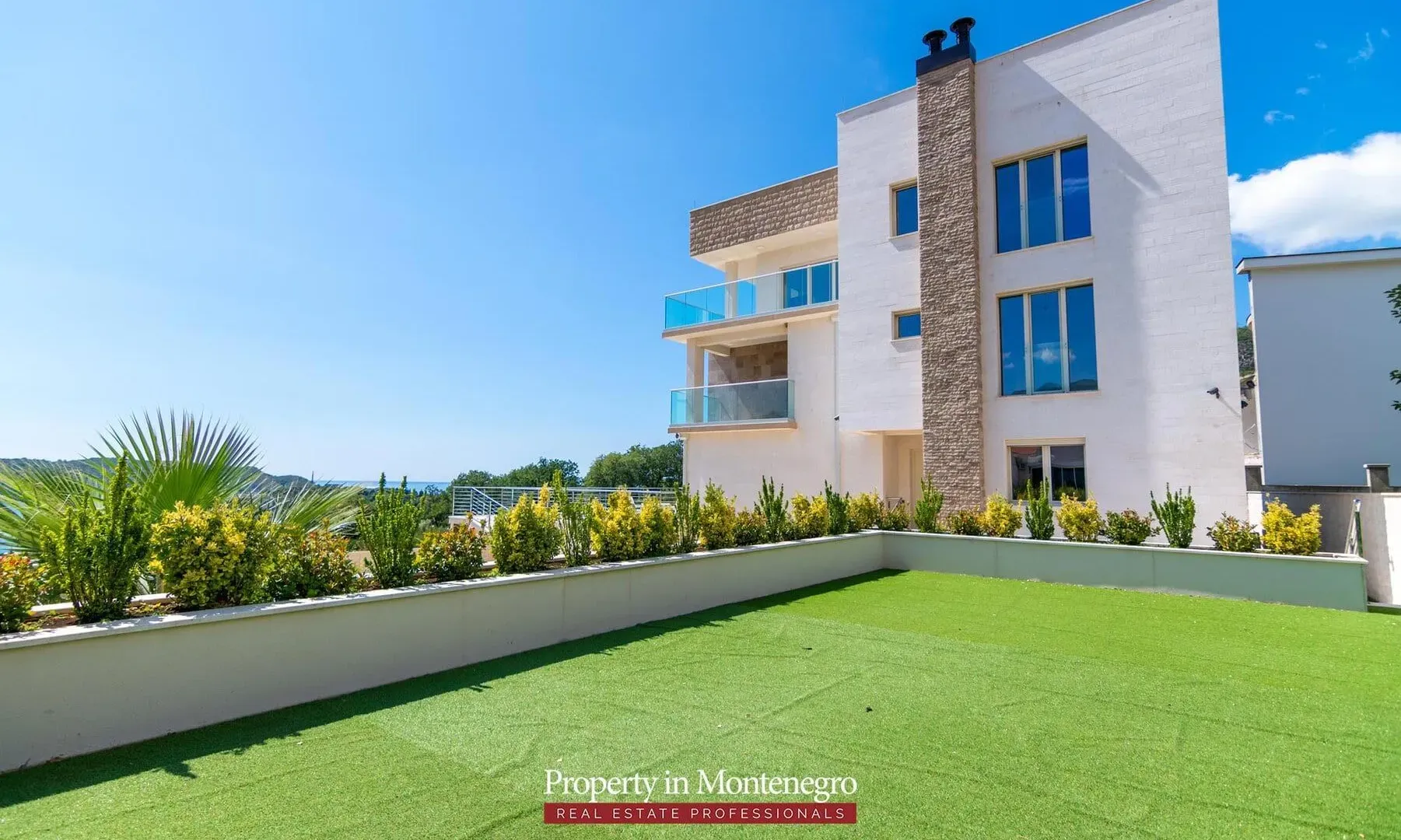 Sale, house, 400m², Bečići, Budva
