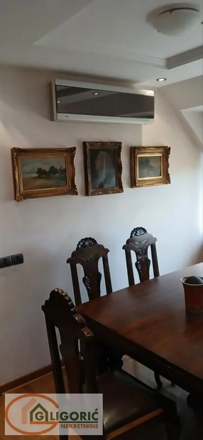 Prodaja, trosoban stan, 100m², Čukarica, Beograd