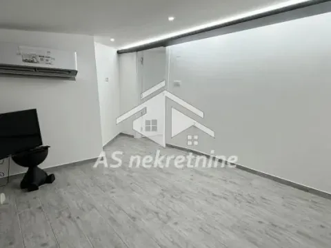 Rent, apartment, 120m², Kalenić Pijaca, Vračar Sve Podlokacije - image 7