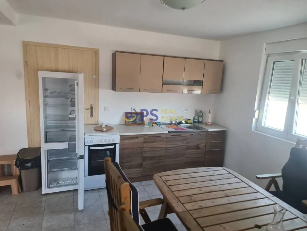 Sale, house, 400m², Bar, Crna Gora