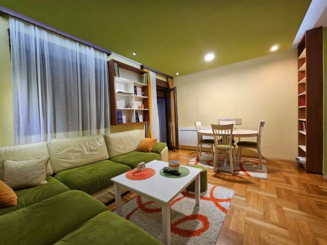 Izdavanje, dvosoban stan, 63m², Stari Aerodrom, Podgorica