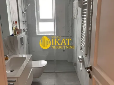 Izdavanje, jednosoban stan, 59m², Stari Grad, Beograd - image 12