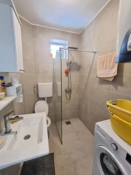 Rent, two bedroom apartment, 120m², Sveti Stefan, Budva - image 24