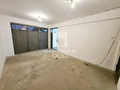 Izdavanje, poslovni prostor, 82m², Zemun Kalvarija, Zemun Sve Podlokacije - image 6
