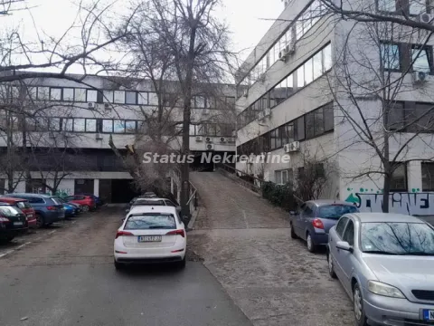 Parking garaža in Sajmište
