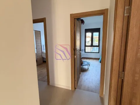 Rent, one bedroom apartment, 61m², Tološi, Podgorica - image 10