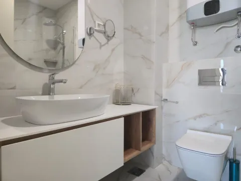Izdavanje, trosoban stan, 107m², Kruševac, Podgorica - image 16