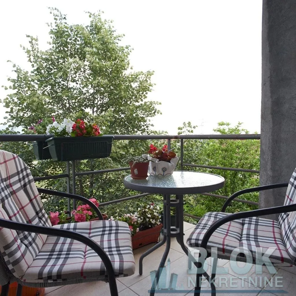 Prodaja, kuća, 300m², Gorica C, Podgorica