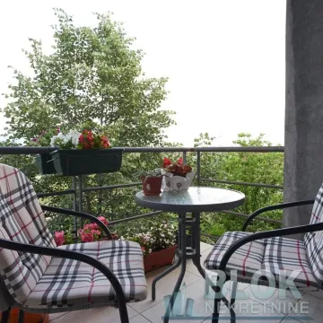 Prodaja, kuća, 300m², Gorica C, Podgorica - image 12