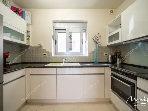 Sale, house, 484m², Stoliv, Kotor - image 7