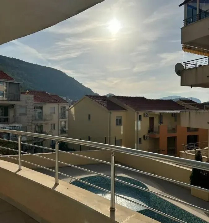 Sale, two bedroom apartment, 85m², Petrovac, Budva