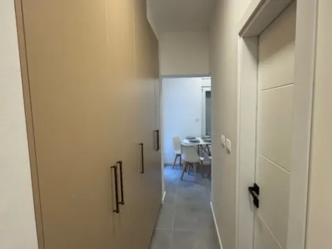 Izdavanje, garsonjera, 38m², Momišići, Podgorica - image 4