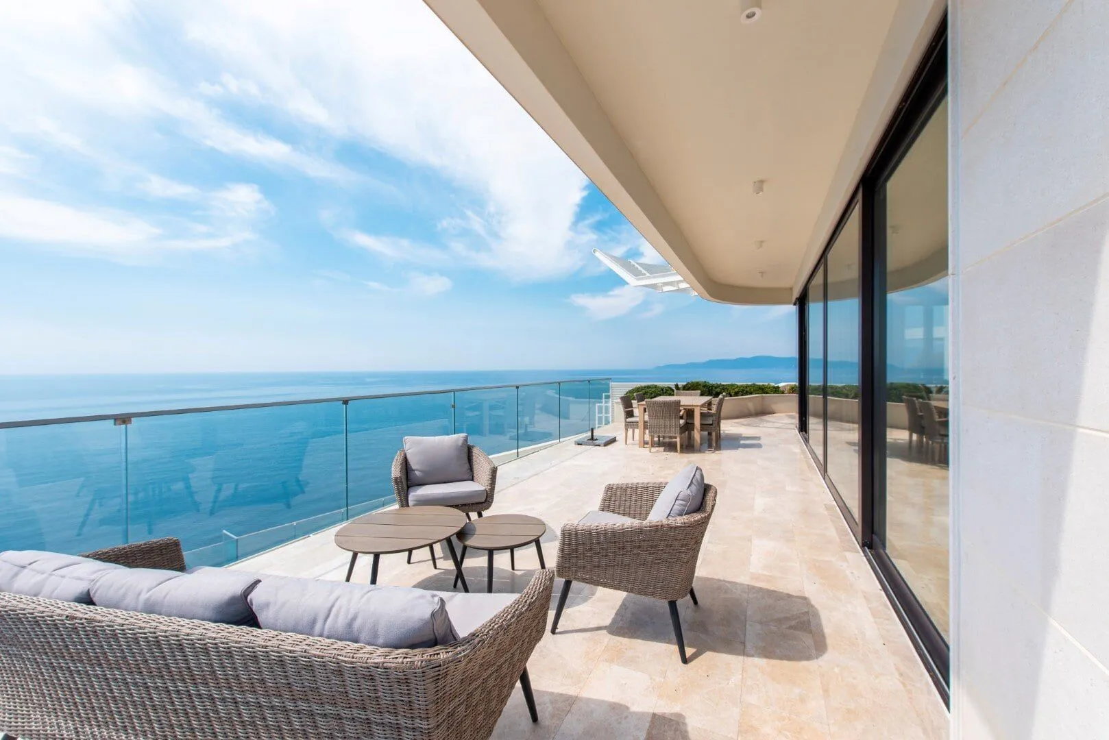 Sale, three bedroom apartment, 182m², Skočiđevojka, Budva