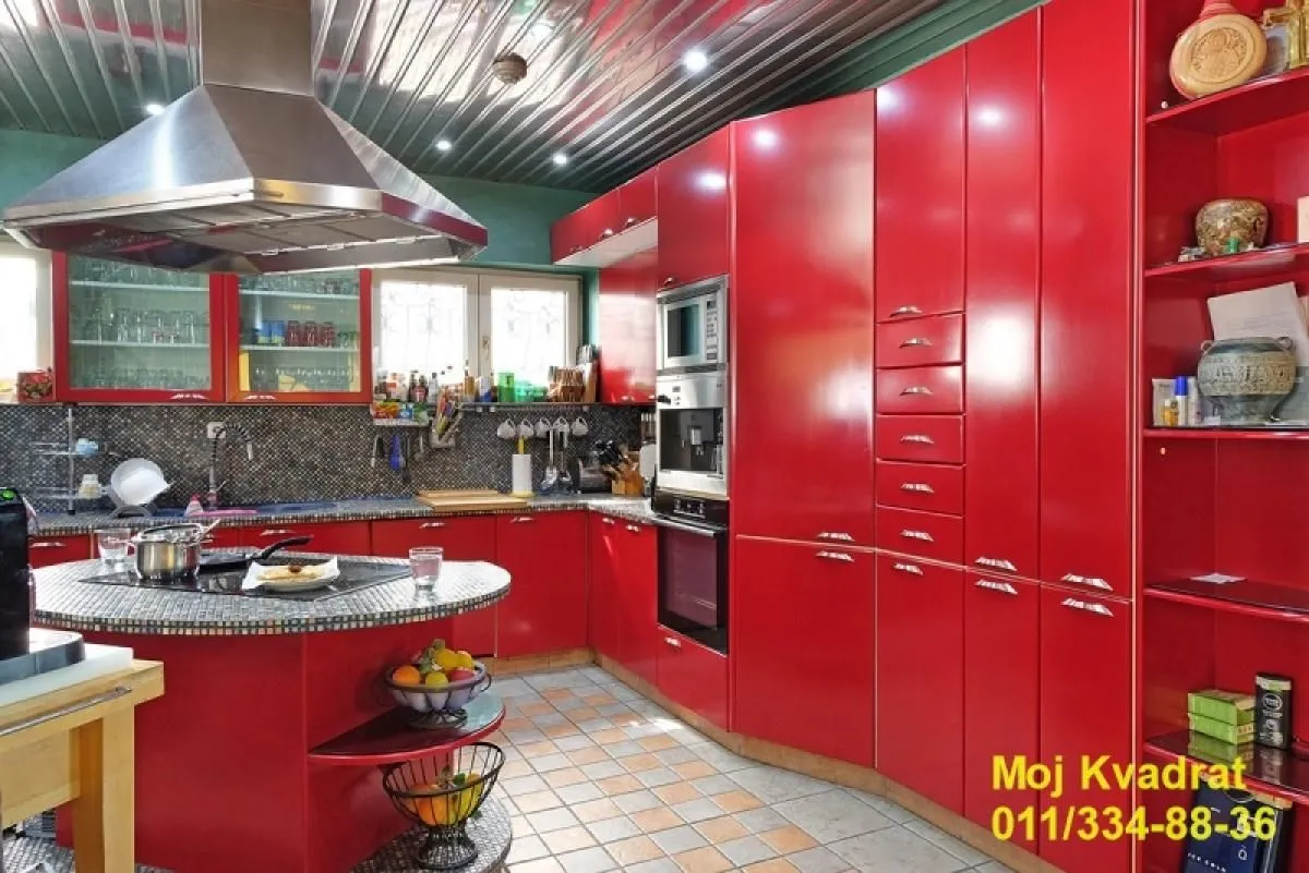 Sale, house, 765m², Zemun Sve Podlokacije, Beograd
