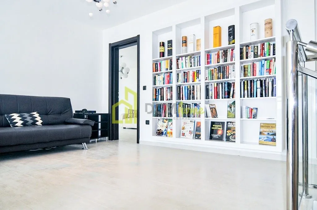 Prodaja, kuća, 369m², Tivat, Crna Gora