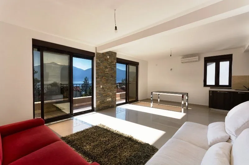 Prodaja, stan, 79m², Orahovac, Kotor